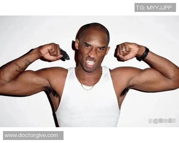 8月出生的足球天才们:从传奇到新星,他们的球场传奇故事